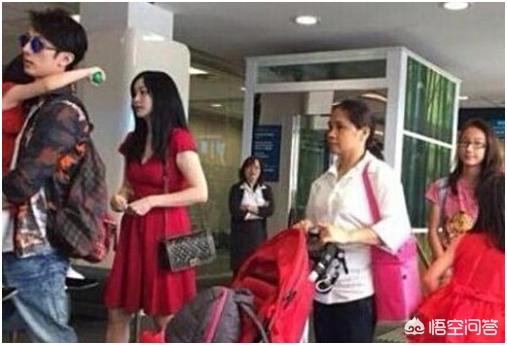 朱军老婆谭梅:朱军在老婆大风中起舞似少女太撩人，朱军赋闲在家老婆不介意吗？