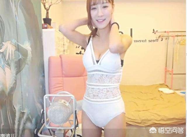 大小姐阿怡:英雄联盟代打主播阿怡去哪里了