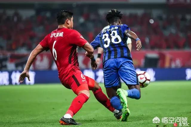 杨家威:奥拉罗尤的苏宁，为什么面对恒大和上港无能为力？