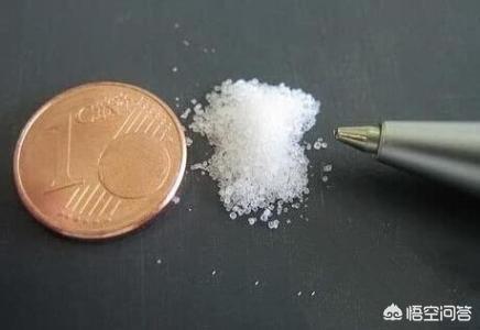 剧毒无比的幽灵箭毒蛙:世界上最毒的箭毒蛙 有哪些很普遍存在，却带有剧毒的东西？