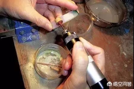 玉一般用什么油保养,商家让玉”喝蜡““抹油”是为什么？