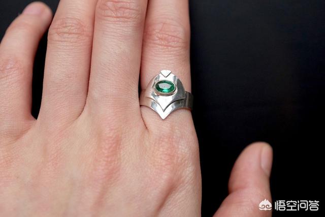 祖母绿照片,祖母绿为什么叫“祖母”绿？