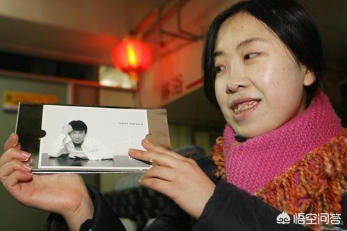 伍娇近况:11年前狂追刘德华致父跳海身亡的杨丽娟现在过的怎样了