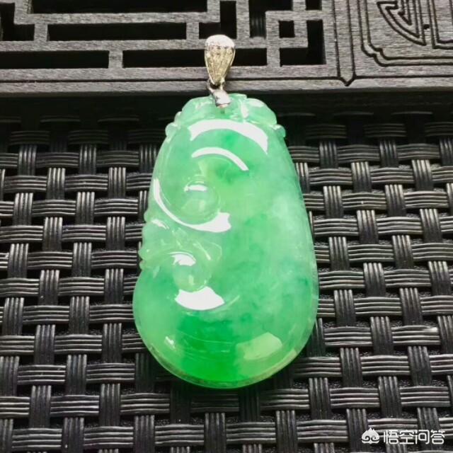 玻璃种和冰种有什么区别,冰种翡和玻璃种翡翠哪个更好？