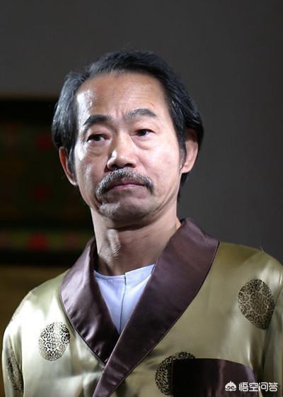 容继志:《七小福》中为什么有的人用艺名有的人用原名？