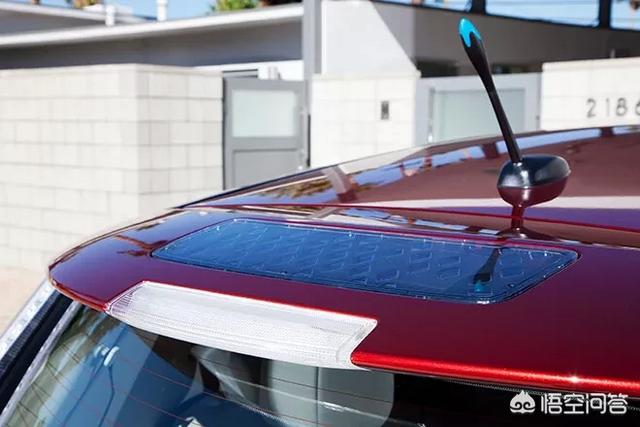 电动汽车太阳能电池板，新能源汽车能在车顶装太阳能板吗