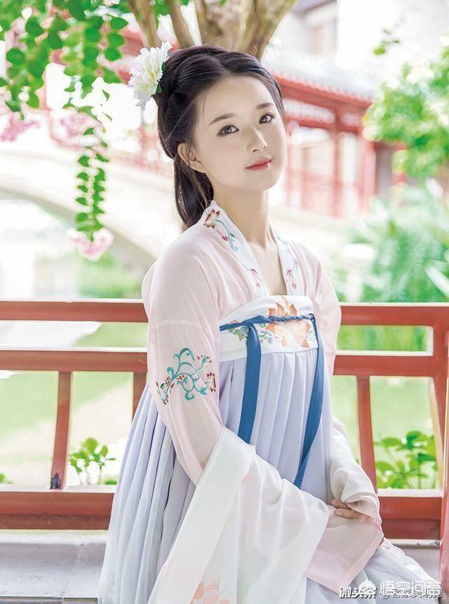 国民校花孙文婷，你见过最美的美女照片是什么样的