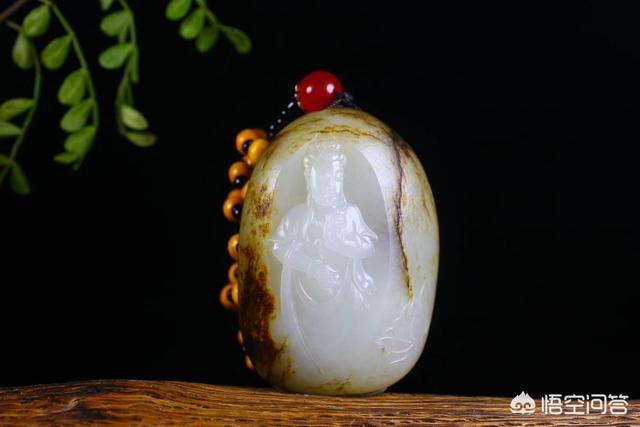 和田玉有什么颜色,和田玉每次拿出来看为什么颜色不一样？