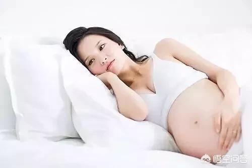 要是死胎有什么症状:如果胎儿在腹中停止生长会有什么感觉吗？