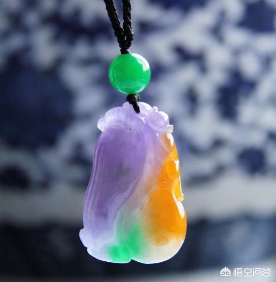 玉镯建议买冰种还是冰糯种,翡翠糯冰与冰糯的区别是什么？