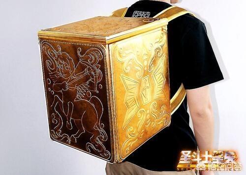 头条问答 - 圣斗士出场前,为什么肩上总背着箱子?(5个回答)