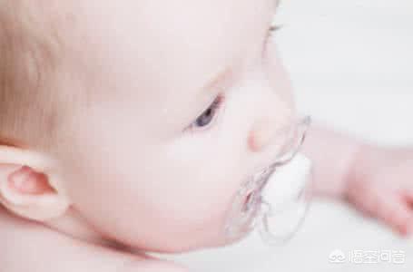 如何正确选择婴儿奶嘴？
