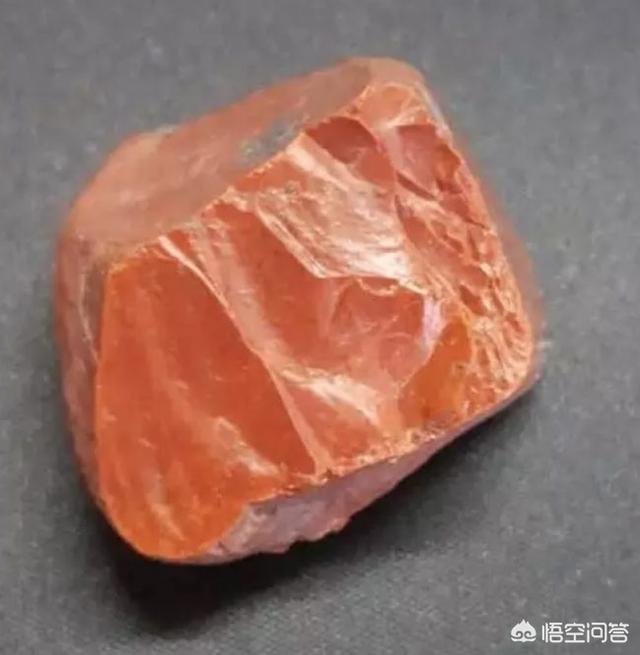 南红的颜色与等级,南红的满色和满肉到底有什么区别？