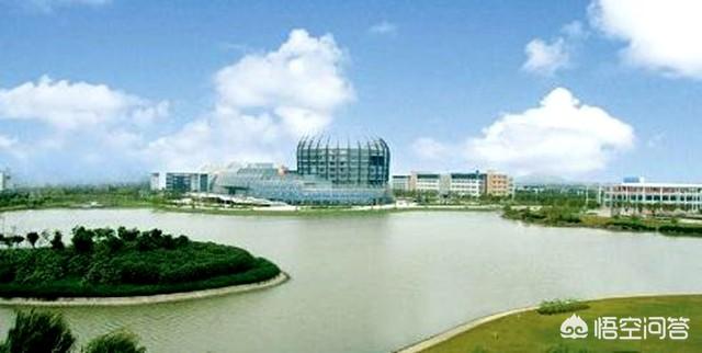 名模马艳丽:位于上海的东华大学是一所什么档次的大学好吗