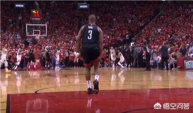凯莉 埃尔兰 乔丹:NBA赛场上最让你动容的一张照片是什么？