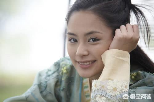 赖弘国与阿:如何评价阿娇美国洛杉矶结婚