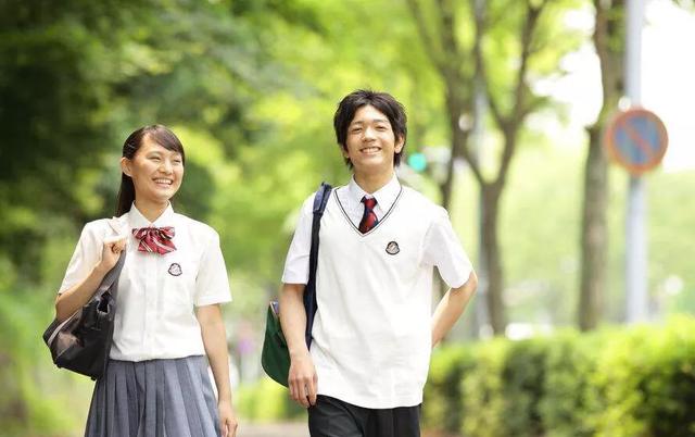 孩子叛逆期怎么管教最合适,对于孩子的叛逆该如何正确教导？