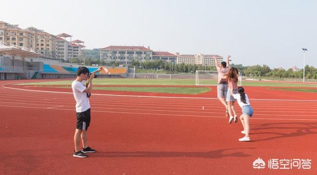郎朗错位图:怎样才能拍出有趣的错位照