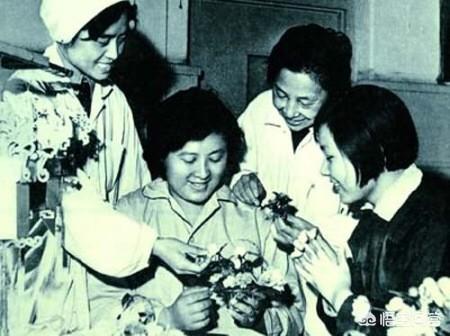 杨丽萍回应争议:如何看待杨丽萍被冠上“没有子女就是人生失败”的这一评价