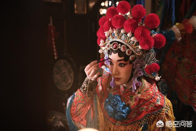 薛恒:和黄金荣发生情感纠葛的露兰春，后来怎么样了？