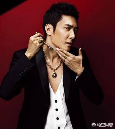 男人戴玉镯好不好,男朋友特黏人是好还是不好？