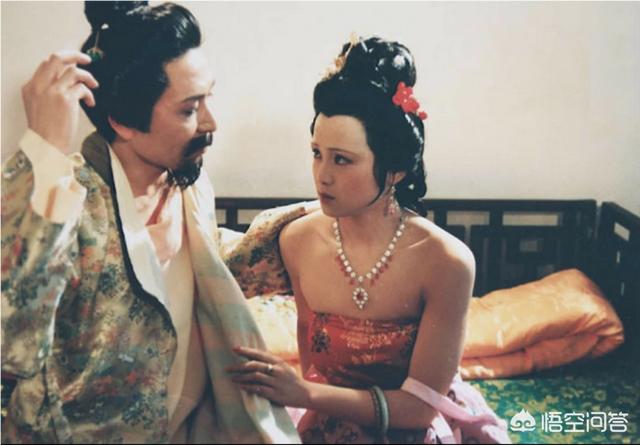 贾珍为何托王熙凤处理宁国府的丧事?(2个回答)