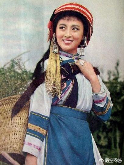 杨丽萍回应争议:如何看待杨丽萍被冠上“没有子女就是人生失败”的这一评价