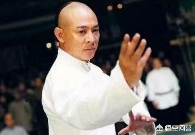 赵文卓妻子:赵文卓的名气和身手都在吴京之上，为什么他没大火
