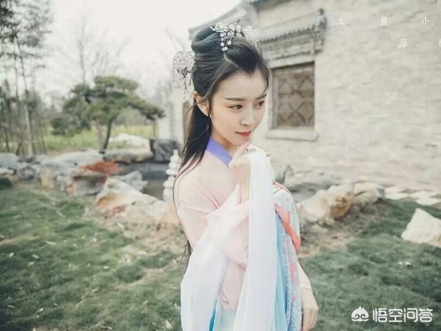 头条问答 你更喜欢汉服还是旗袍 彩月仙子的回答 0赞