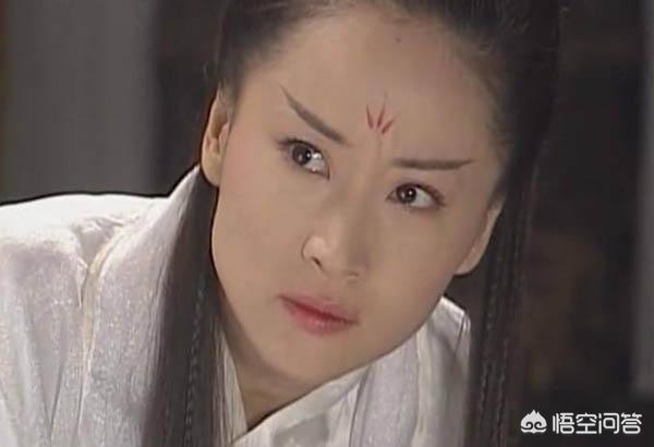 武功最高的是应该是,移花宫的邀月公主的移花接玉和明玉功.