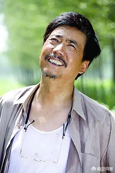 范明主演的电视剧:你如何评价电视剧《手机》中严守礼的扮演者范明的演技