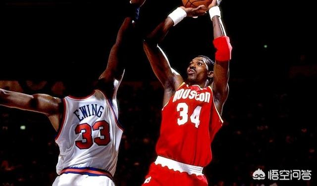 奥拉朱旺梦幻舞步:奥拉朱旺放到现在的NBA，能拿到什么样的数据？