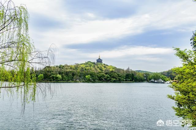 孟浩然的《春晓》写的是早春景象还是晚春景象？你怎么评价这首诗？