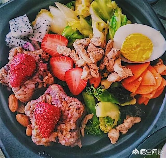 想要减肥,但是中饭肯定得吃米饭,早餐晚餐吃什么？