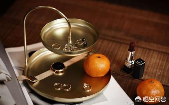 客厅摆件摆什么好,客厅放什么摆件显得有品味？