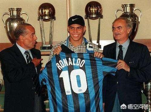罗纳尔多为什么在巴萨只踢了一年就转回国米了呢？插图20