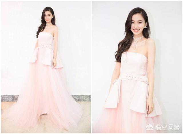 辣妈章泽天跟欧阳娜娜同框不输少女感，两人谁更美