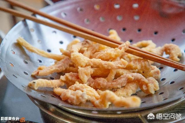 昆明杀猪饭哪里最好吃，杀猪饭季，你最喜欢哪道菜