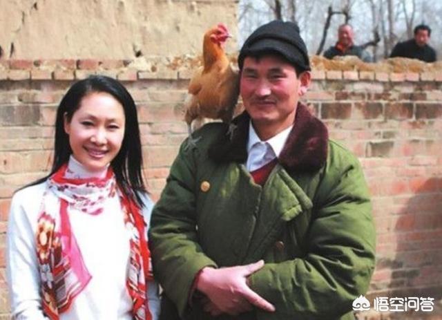 于文华现任老公:如何看待歌手于文华演出前吃馒头蘸酱这种接地气的行为