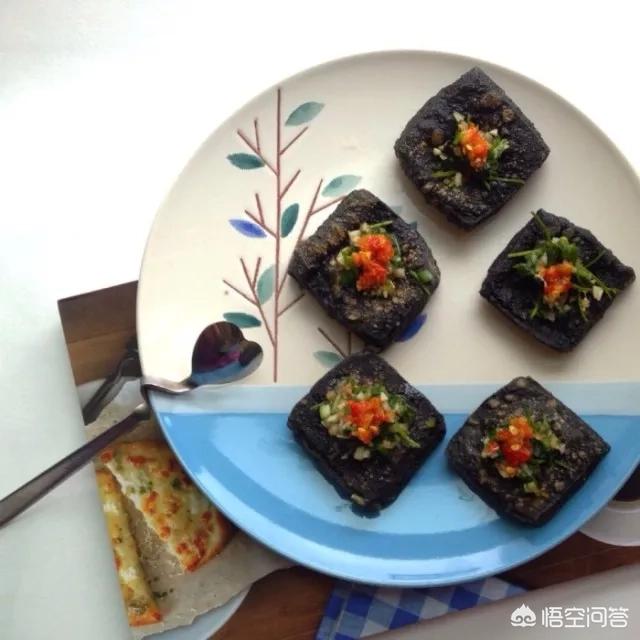 麻辣烫止泻药:怀孕两个月时可以吃麻辣烫吗？