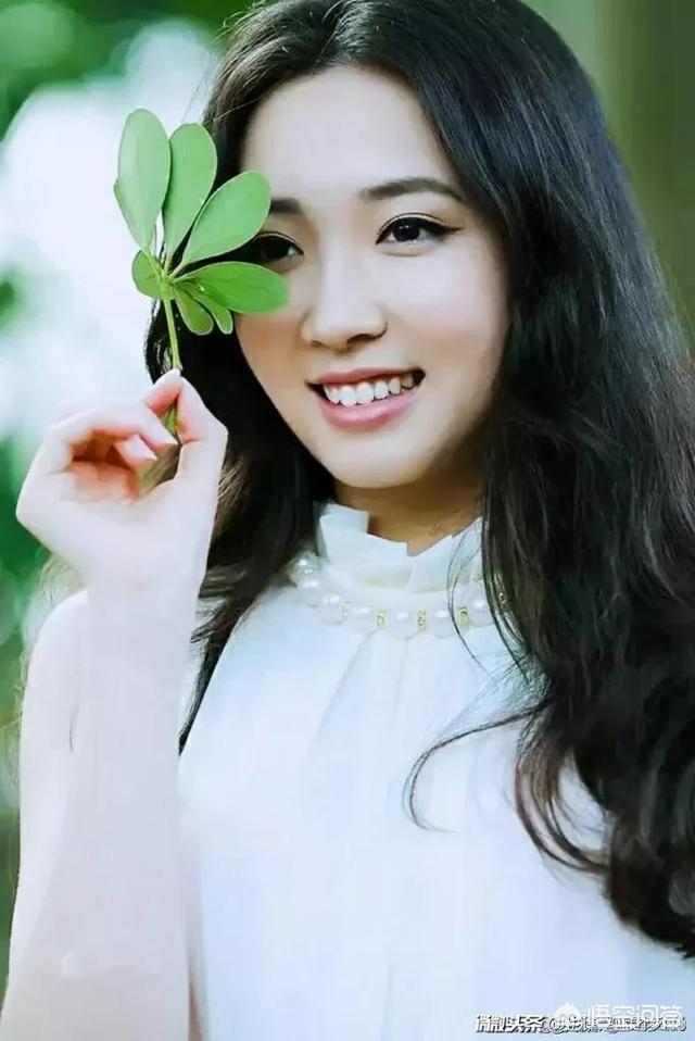 感概<a href=https://maguai.com/list/55-0-0.html target=_blank class=infotextkey>生活</a>的句子图片:有哪些一句话感悟人生的说说（带图片的）？