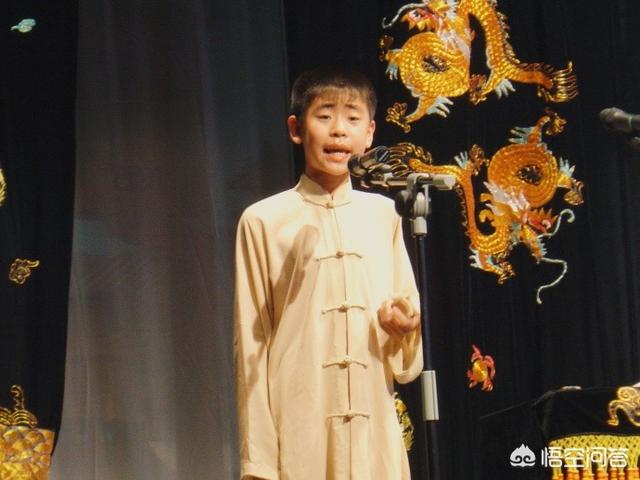 张云雷嗓子倒仓期间为什么离开德云社？