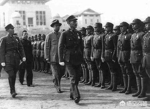 为什么影视作品里国民党军官都戴白手套？插图63