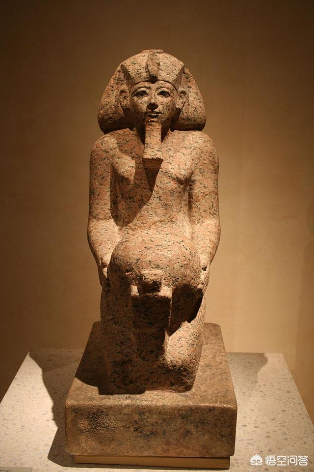 关于古埃及的恐怖传说，古埃及王朝有哪些著名的法老都有什么事迹
