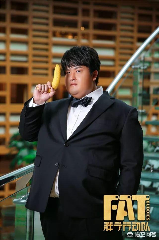 胖子行动队:包贝尔执导《胖子行动队》，中国电影导演没有“门槛”吗？