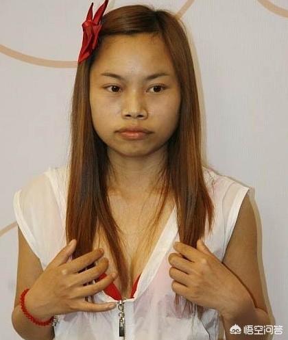嘟嘟姐:如果凤姐回国拍抖音会不会秒杀嘟嘟姐？你怎么看？