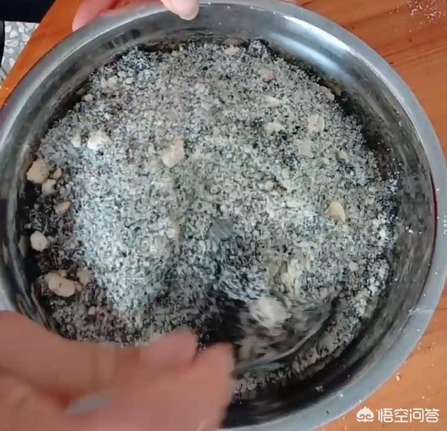 艾叶的做菜的方法:广西特色美食艾叶粑粑怎么做？