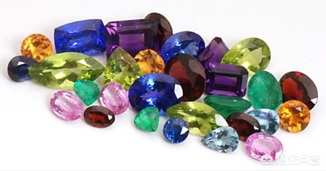 天宝石是什么石头,你见过最漂亮的海蓝宝石是什么样子的？