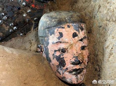 头条问答 - 兵马俑刚出土时是什么颜色?为什么会变色?(4个回答)