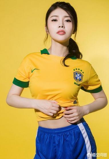 王晶怒斥世界杯:如何看待大嫂徐冬冬在俄罗斯世界杯看球，被丹麦球迷“生扑”？